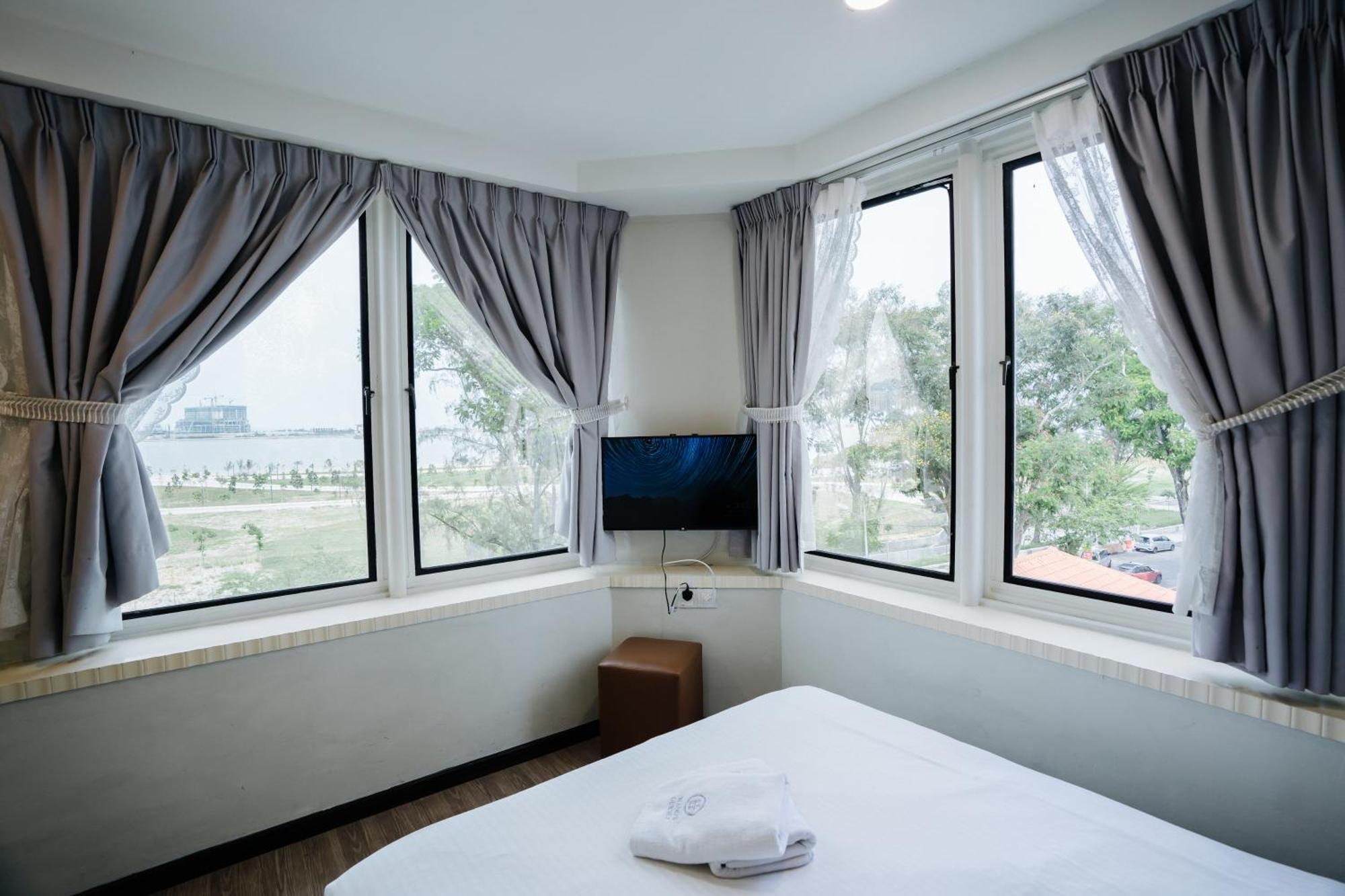 Wangs Hotel Gurney Drive George Town Exteriör bild