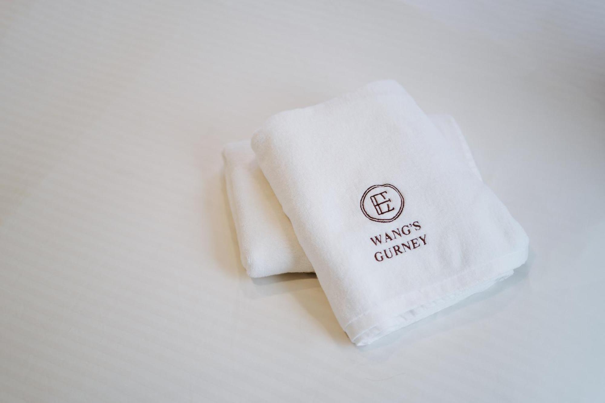 Wangs Hotel Gurney Drive George Town Exteriör bild