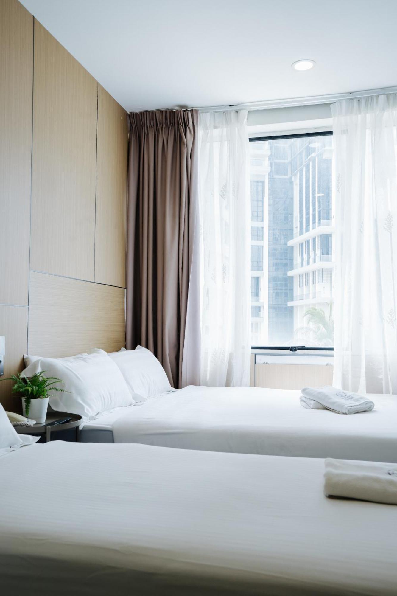 Wangs Hotel Gurney Drive George Town Exteriör bild